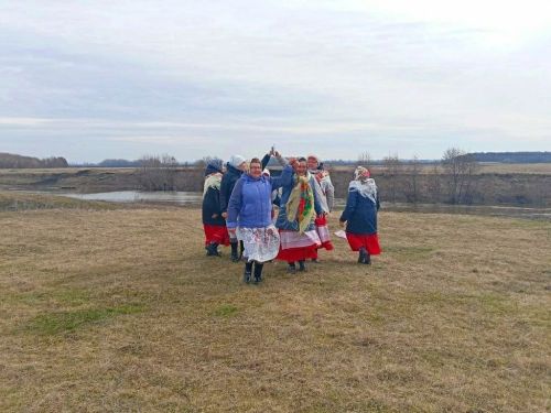 В селе Чистопольского района возродили древний чувашский обряд прощания с половодьем
