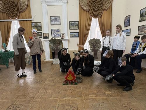 Чистопольские лицеисты показали «Три чуда» на сцене Музея истории города