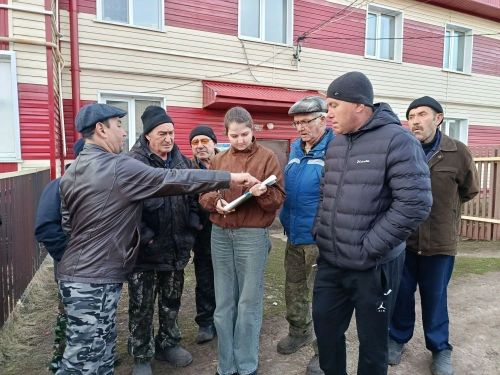 В посёлке Юлдуз прошли общественные обсуждения благоустройства двора по программе «Наш двор»