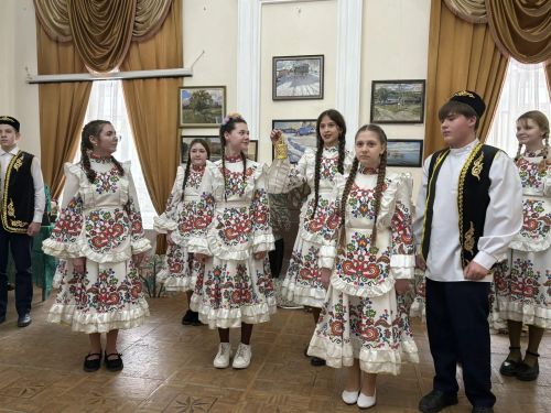 Чистопольские лицеисты показали «Три чуда» на сцене Музея истории города