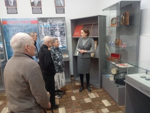 Подопечные дома-интерната познакомились с выставками музея-заповедника