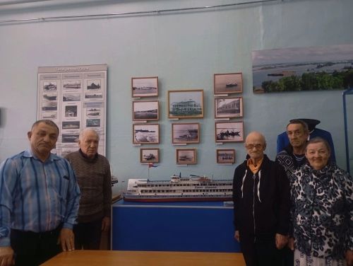 Подопечные дома-интерната познакомились с выставками музея-заповедника