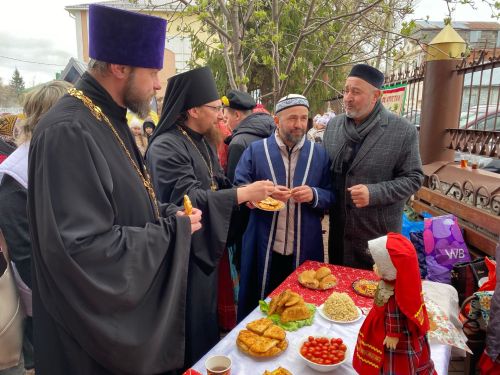 Национальные традиции, песни и угощения: в Чистополе прошел фестиваль дружбы народов