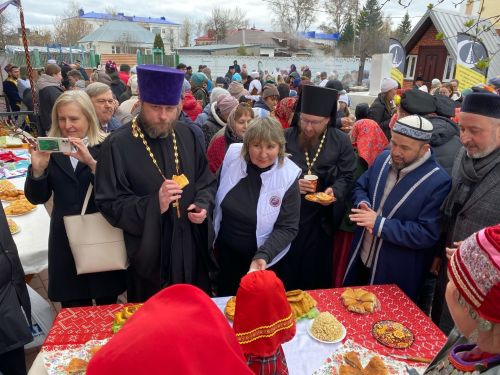 Национальные традиции, песни и угощения: в Чистополе прошел фестиваль дружбы народов