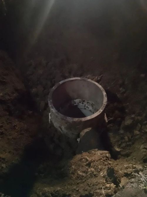 На улице Парковой в Чистополе ведутся круглосуточные работы на аварийном участке водоотведения