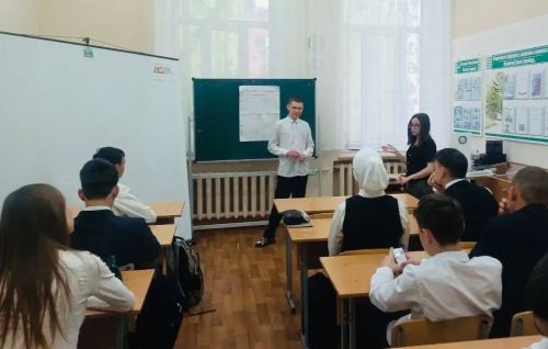 Школьникам Чистополя рассказали, как разрешать конфликты с родителями