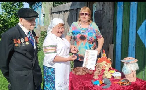 В Чистопольском районе для жителей небольшого села устроили выездной концерт