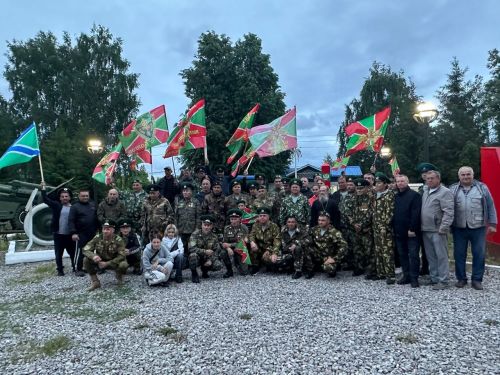 Автопробег пограничников прошел по улицам Чистополя