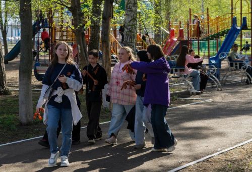 Символ Победы: чистопольская молодёжь раздала 300 георгиевских лент
