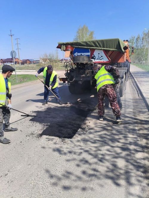 На дорогах Чистополя началась укладка нового асфальта