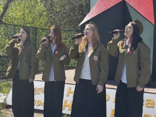 В Чистополе у мемориала в микрорайоне Автовокзал прошёл торжественный митинг в честь 81-й годовщины Победы