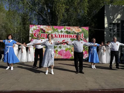 В сквере «Мельничная площадь» прошёл концерт «Во имя Победы!»