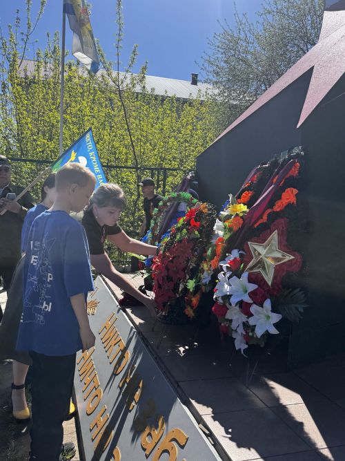 В Чистополе у мемориала в микрорайоне Автовокзал прошёл торжественный митинг в честь 81-й годовщины Победы