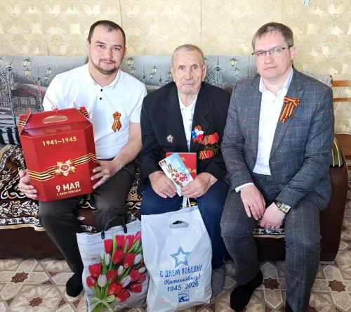 В Чистополе фронтовиков поздравили с наступающим Днем Победы