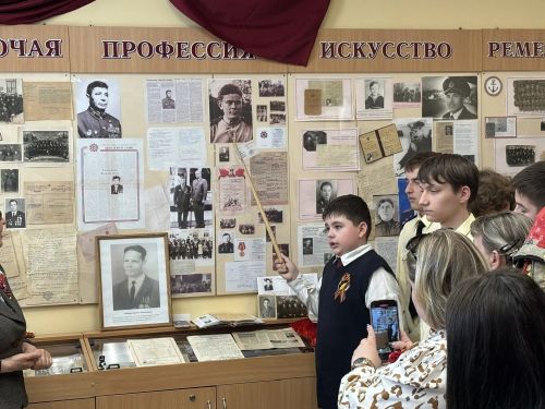 В Чистопольском сельскохозяйственном техникуме открылась экспозиция о героях Великой Отечественной и СВО