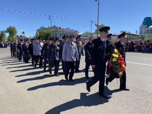 Праздничный парад, вручение наград, тематические площадки: в Чистополе отмечают День Победы