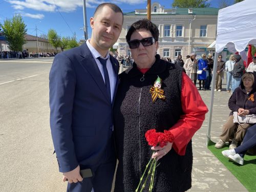 Праздничный парад, вручение наград, тематические площадки: в Чистополе отмечают День Победы