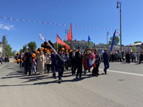 Праздничный парад, вручение наград, тематические площадки: в Чистополе отмечают День Победы