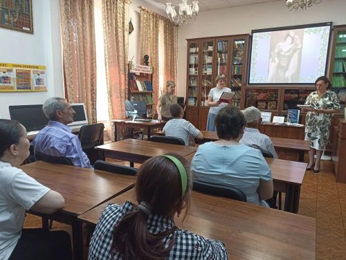 В Чистопольской библиотеке отметили 120-летие народной артистки ТАССР Сары Садыковой