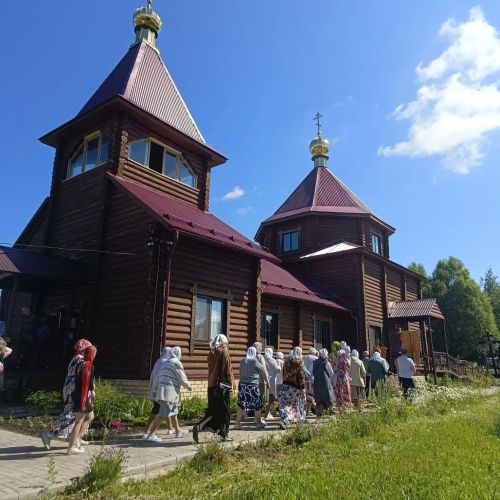 В храме новомучеников Чистопольских прошло праздничное богослужение