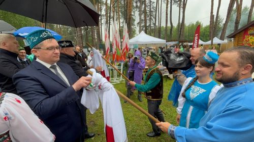 Чистопольский район представил русское подворье на Сабантуе в Казани