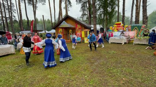 Чистопольский район представил русское подворье на Сабантуе в Казани
