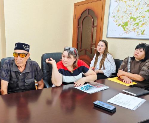 Глава Чистопольского района провел прием граждан