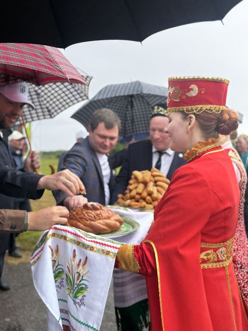 В Чистополе прошли конные скачки в честь Сабантуя