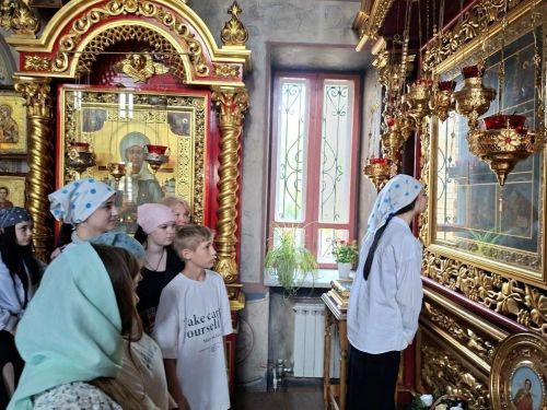 Воспитанники Чистопольского детского дома посетили Воскресенский храм