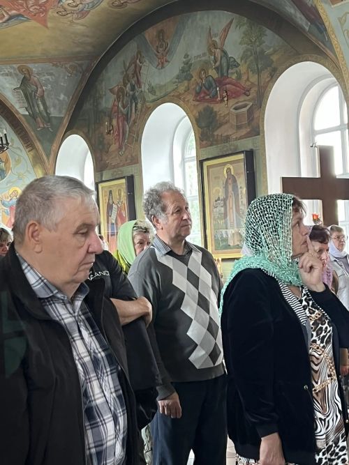 В Свято-Троицком храме почтили память иерея Сергия Рыбочкина