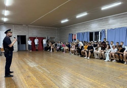 В детских лагерях Чистополя проходят уроки безопасности от полиции и общественников