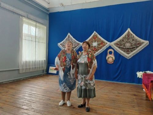 В Чистопольском районе прошел фольклорный праздник «Волшебный мир платков»