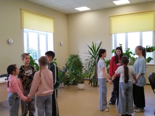 Для учащихся ДШИ им. С. Губайдуллиной провели праздник, посвящённый русской берёзке