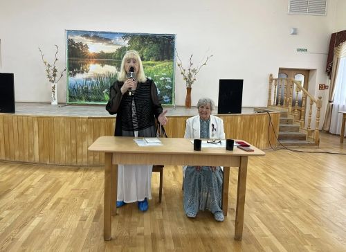 «Серебряные волонтёры» провели литературно-музыкальную встречу в преддверии 245-летия города