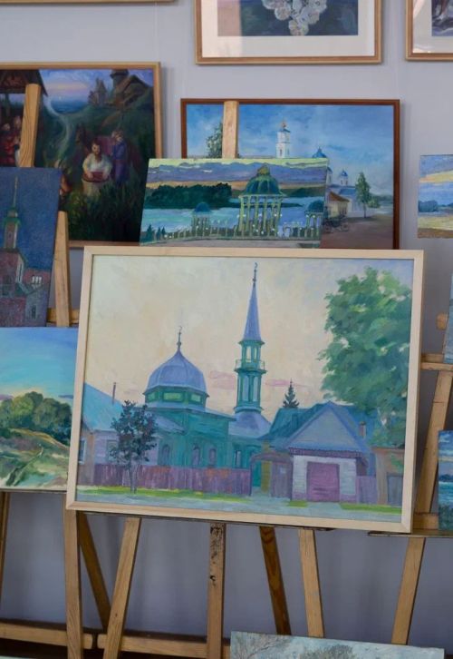 Выставка члена Союза художников России Веры Филипповой открылась в Чистополе