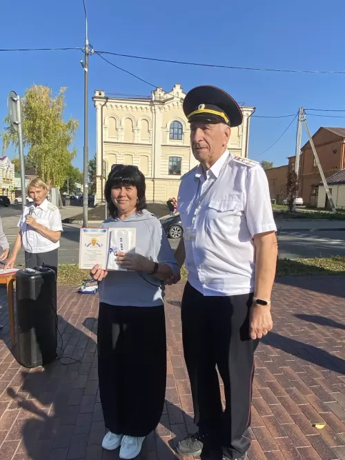 Делегацию ветеранов МВД из Свердловской области приветствовали в Чистополе