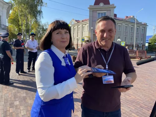 Делегацию ветеранов МВД из Свердловской области приветствовали в Чистополе
