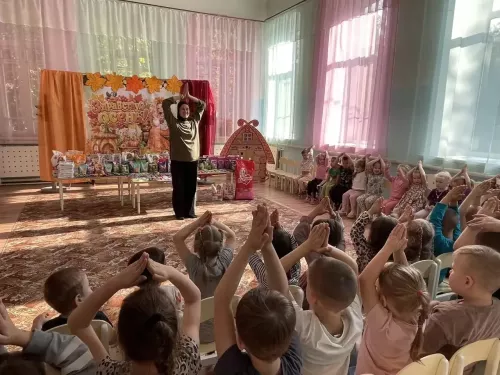 Воспитанники чистопольского детсада узнали о защите животных и помогли бездомным питомцам