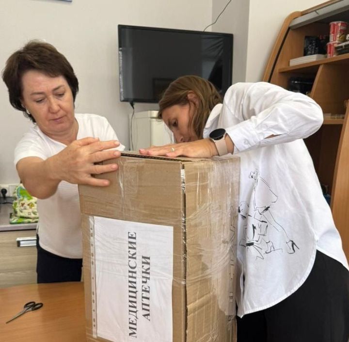 Сотрудники чистопольского предприятия «Бетар» собрали очередную партию гуманитарной помощи для бойцов СВО