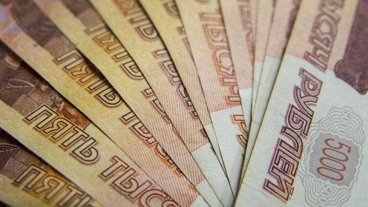 Мужчина 7 лет не платил за коммуналку и отсудил у ЖКХ 720 тыс. рублей