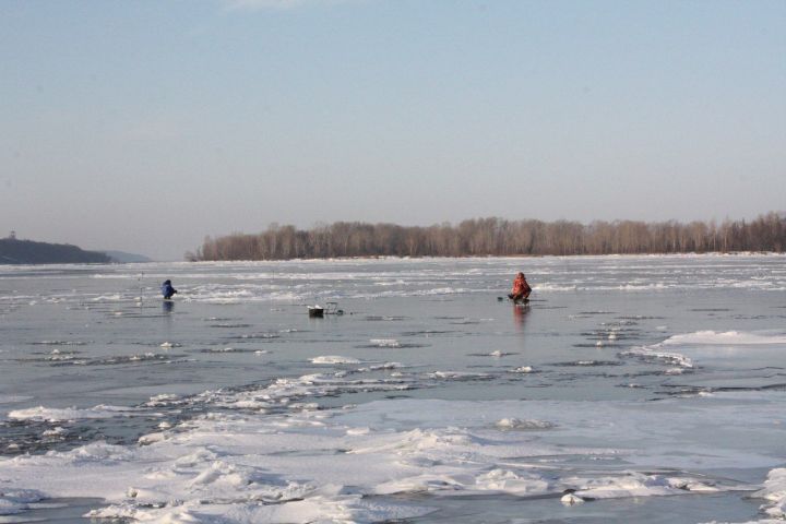Где можно выходить на лед рыбакам в Чистопольском районе?