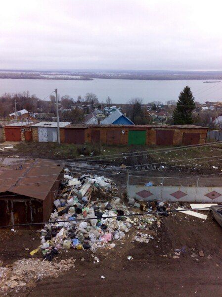 Чистополь утопает в мусоре. Жители жалуются в Народный контроль