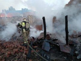 В Чистопольском районе сгорело дотла несколько частных сараев