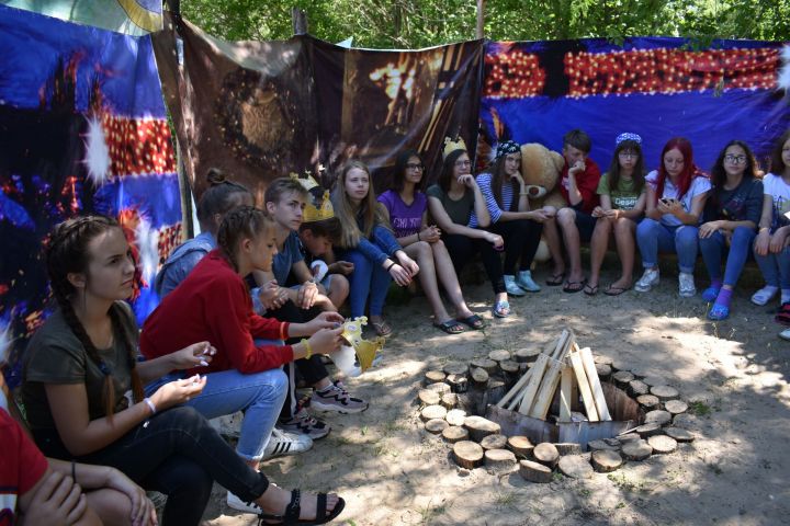 Чистопольские девчонки и мальчишки отдыхают в лагере "Солнышко"
