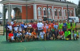 В чистопольской мечети "Анас" прошли турниры по мини-футболу среди юниоров, турнир по армрестлингу среди инвалидов-колясочников