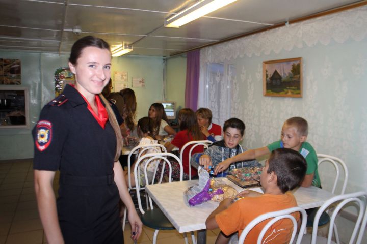 Чистопольские полицейские побывали в гостях у воспитанников детского дома