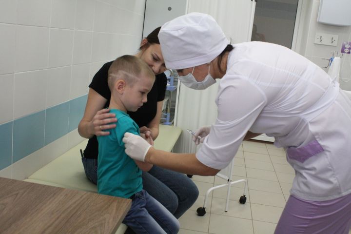 В Чистопольском районе планируют привить против гриппа 10 тысяч детей