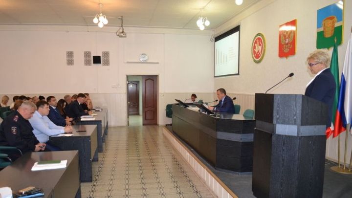 В чистопольской администрации состоялось совещание-планерка