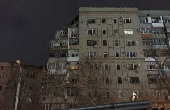 ЧП в Ростовской области: в жилом доме произошел взрыв газа, под завалами люди
