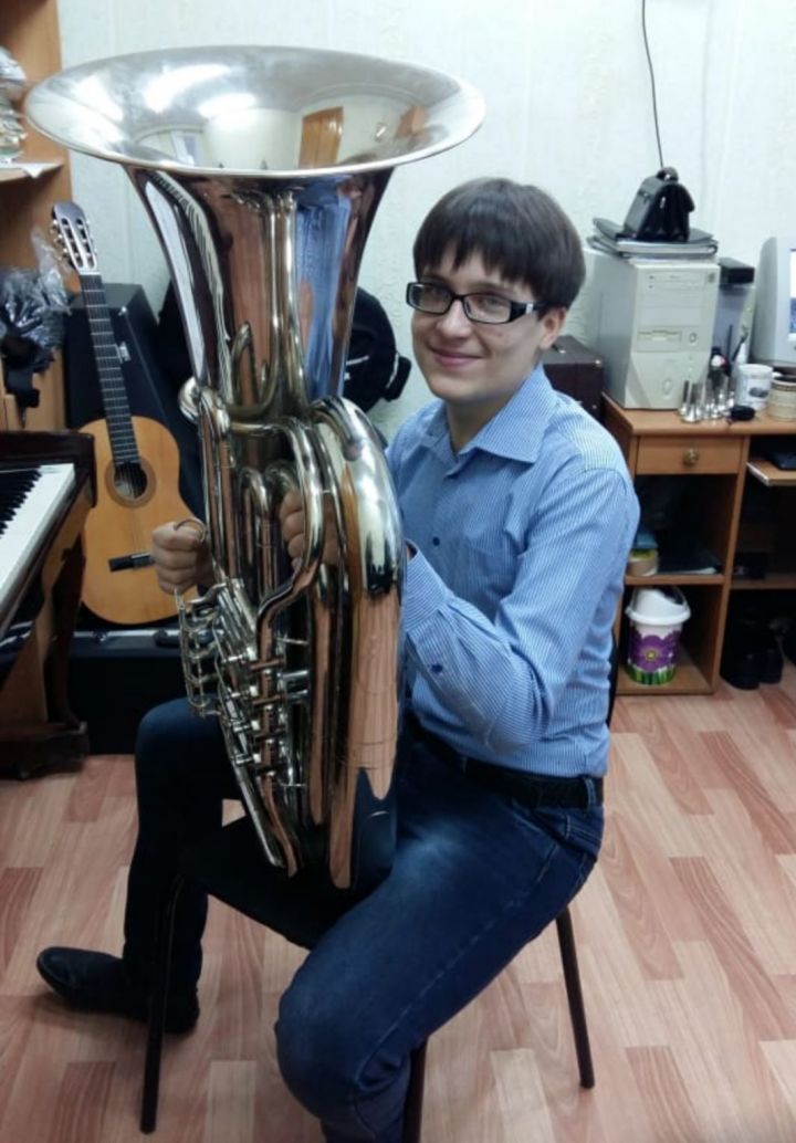Павел Долганов: «Мечтаю стать музыкантом и открыть приют для животных»